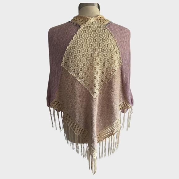 G by BKE Small Pink Crochet Fringe Cardigan Sweater Wrap - Picture 5 of 11